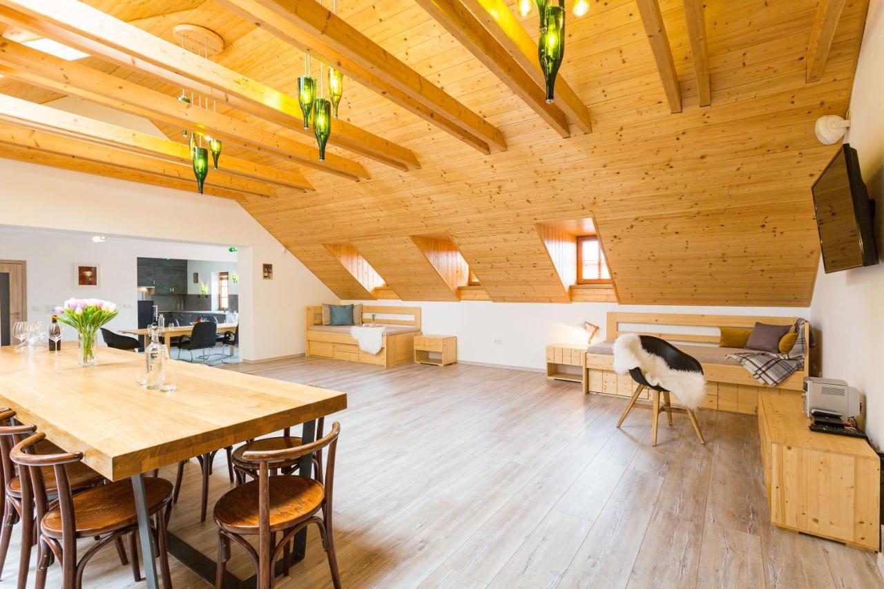 Vinny Apartman Раковнік Екстер'єр фото